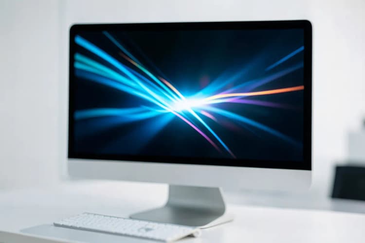 Tela de computador exibindo gráficos de desempenho e métricas de tráfego pago.
